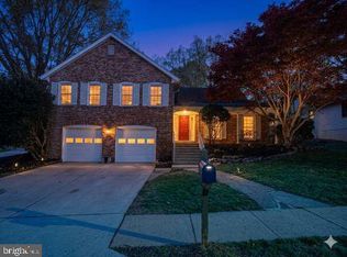 9217 Dorothy Ln, Springfield, VA 22153