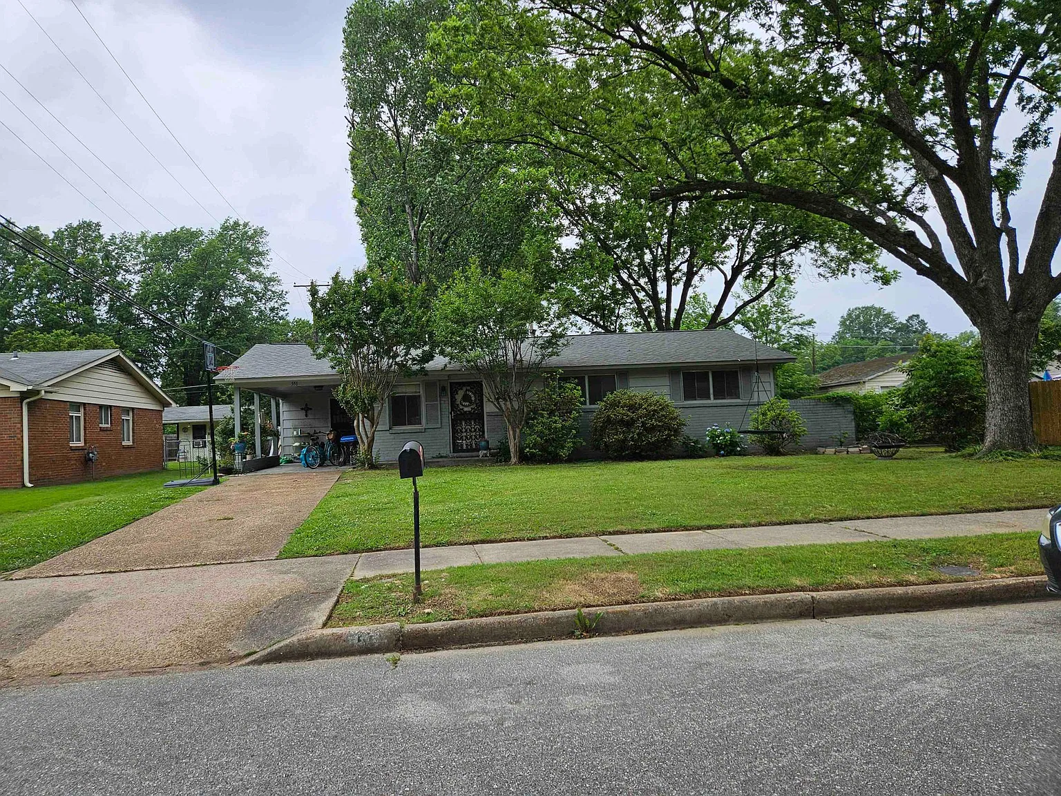 3 bed, 1.5 bath, 1311 sqft, $1,800 — Photo 1