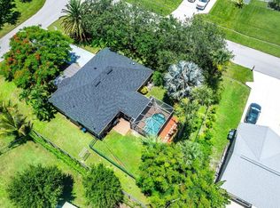 2225 SW Trapp Ter, Port Saint Lucie, FL 34953