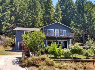 837 Blueridge Rd, Whitethorn, CA 95589