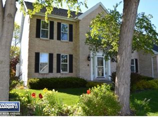 3131 N Country Run Dr, Appleton, WI 54914