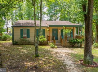 5 Columbus Ct, Fredericksburg, VA 22407