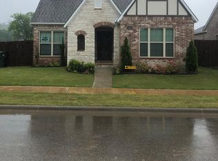 241 N Solitude Bnd, Fayetteville, AR 72704