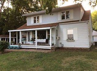 15009 N River Beach Dr, Chillicothe, IL 61523