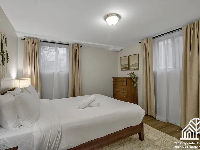 1540 Abbott Rd #1 — Photo 11