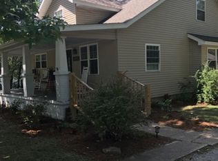 1621 S Division St, Carterville, IL 62918