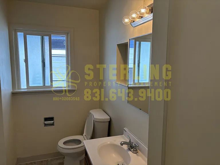 812 Park Avenue - Monterey — Photo 21