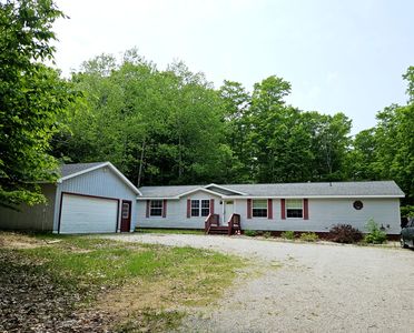 N9400 N Bon I Quay Ln, Curtis, MI, 49820