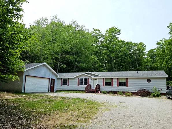 N9400 N Bon I Quay Ln, Curtis, MI 49820