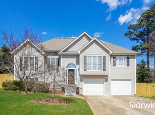 18 Johnstons Pl, Dallas, GA 30132