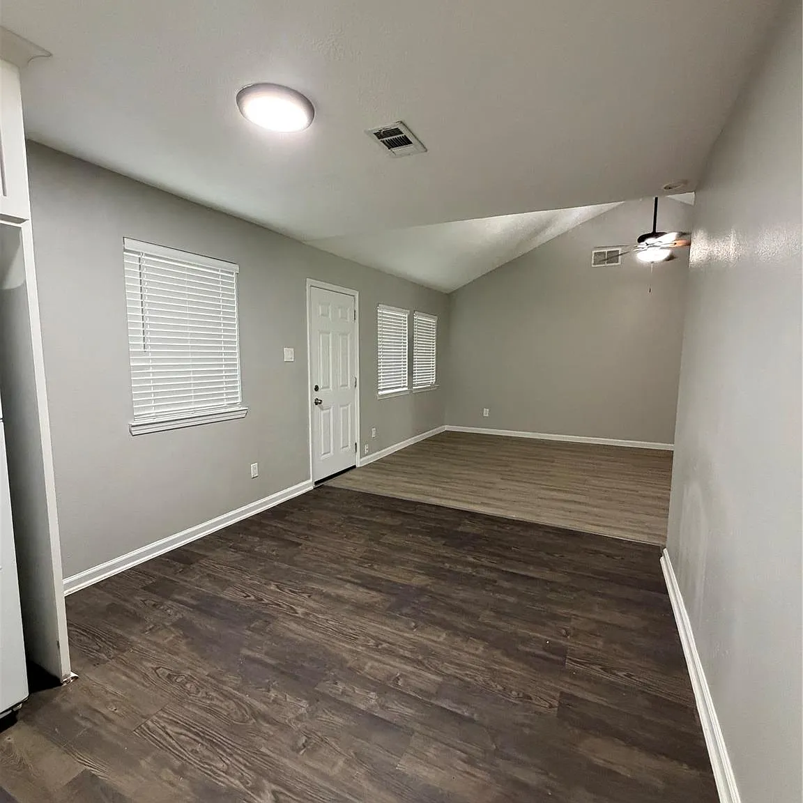3 bed, 2.0 bath, 1198 sqft, $1,750 — Photo 4