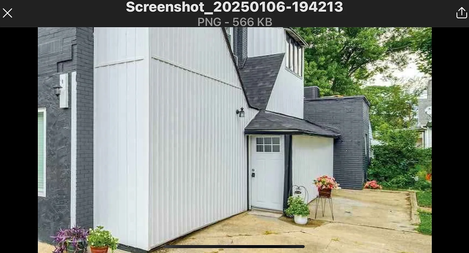 667 W Park Ave — Photo 2