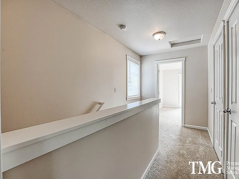 15075 SE Powell Blvd — Photo 14