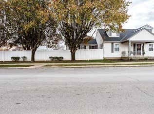 503 W 8th St, Connersville, IN 47331