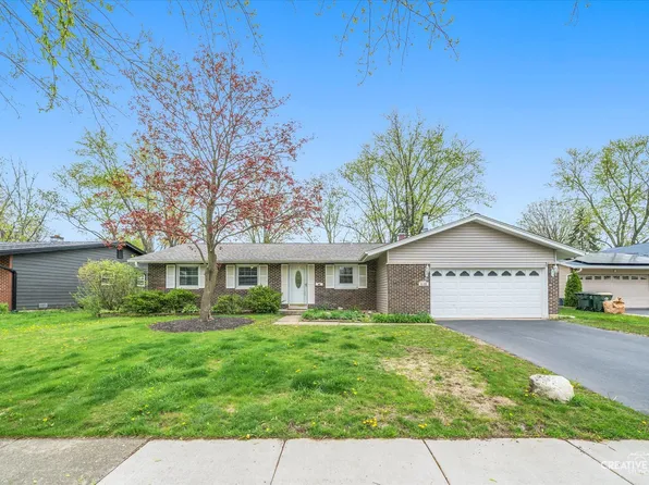 6105 Tyler Dr W, Woodridge, IL 60517