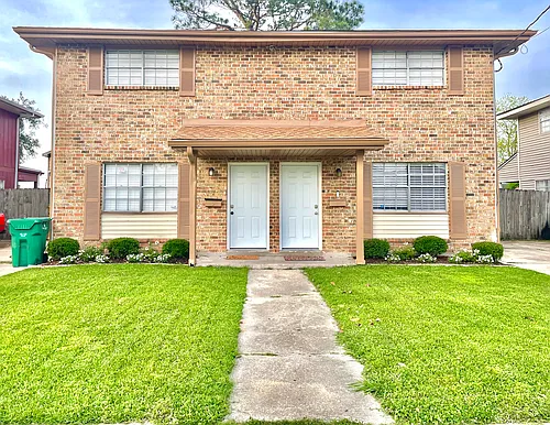 131 Goldsmith St Photo 1