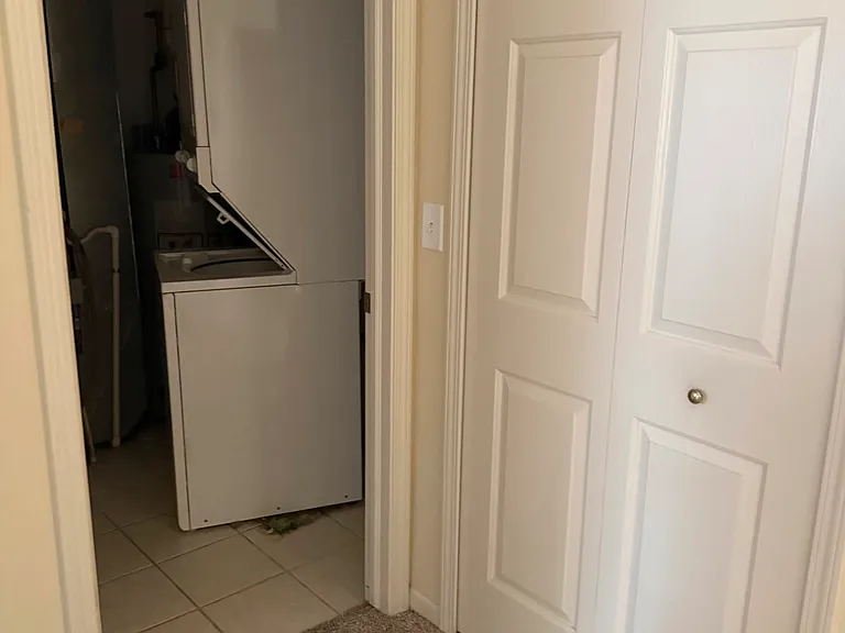 14104 Allen Rd #14104 — Photo 3
