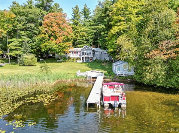 8521 N Shore Rd, Harrisville, NY 13648