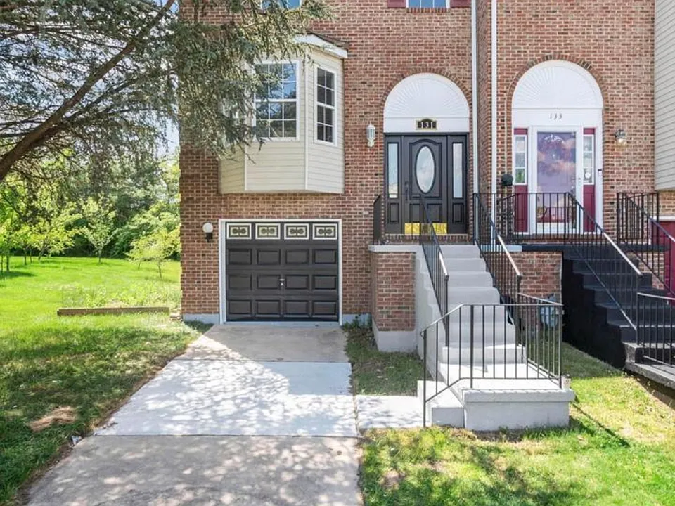 131 Faraday Ct