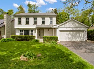 940 French Dr, Mundelein, IL 60060
