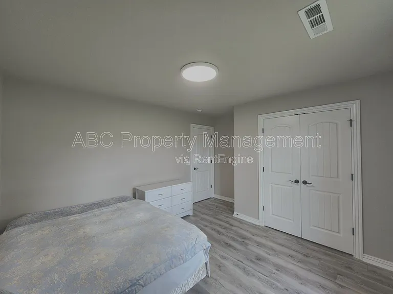 5009 E Truman Ln — Photo 39
