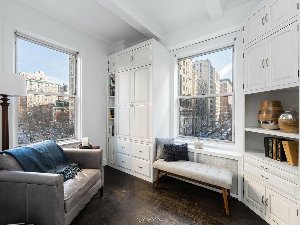 1st image of 599 W End Ave APT 4A