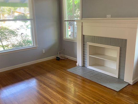 2nd image of 392 Sequoia Ave