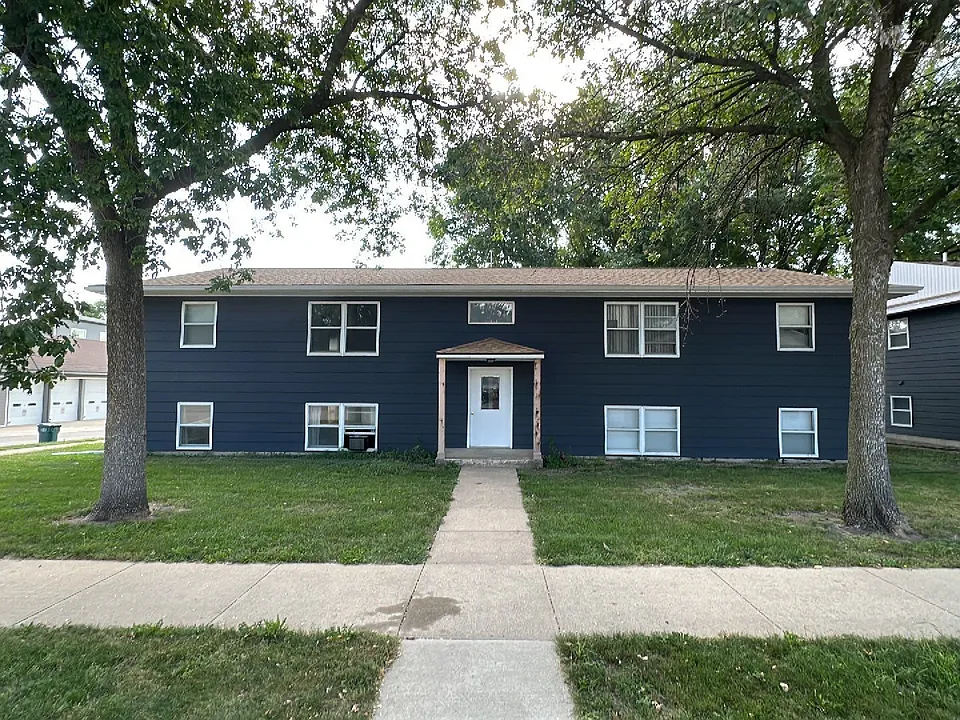 1011 & 1013 3rd Ave