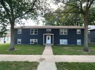 1011 & 1013 3rd Ave #1013-4, Alton, IA 51003
