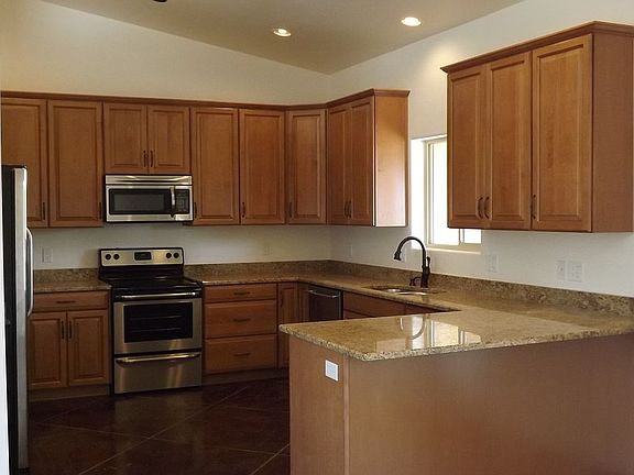 2nd image of 2385 W. Quail Hollow Trail