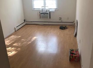 21905 67th Ave APT A, Oakland Gardens, NY 11364