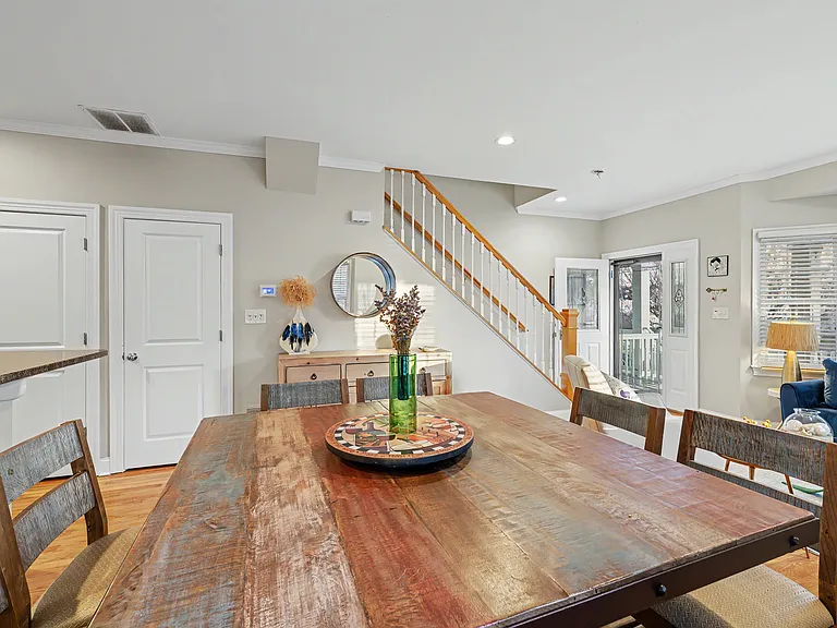 113 N Monroe Ave #A — Photo 12