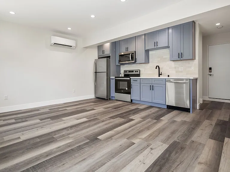 The Amberjack Apartments — Photo 16
