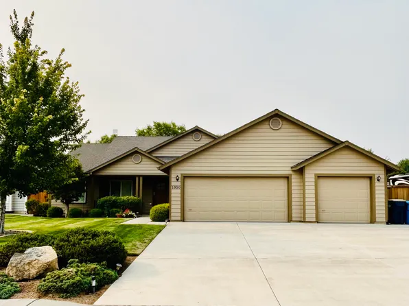 1950 NW Nickernut Ct, Redmond, OR 97756