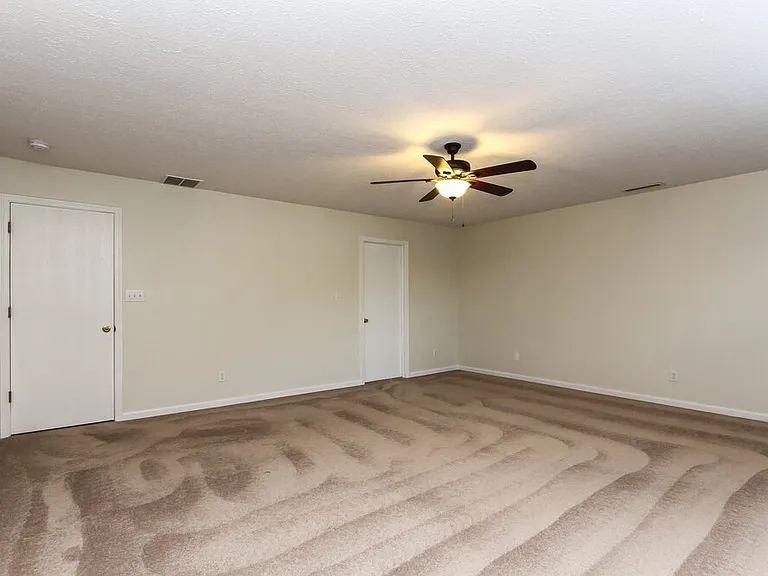 1237 Silver Ridge Ln — Photo 8