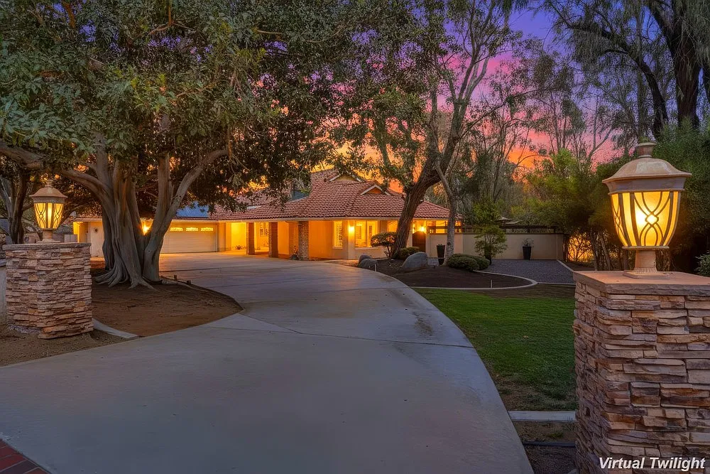 5 bed, 2.5 bath, 3771 sqft, $6,795 — Photo 1