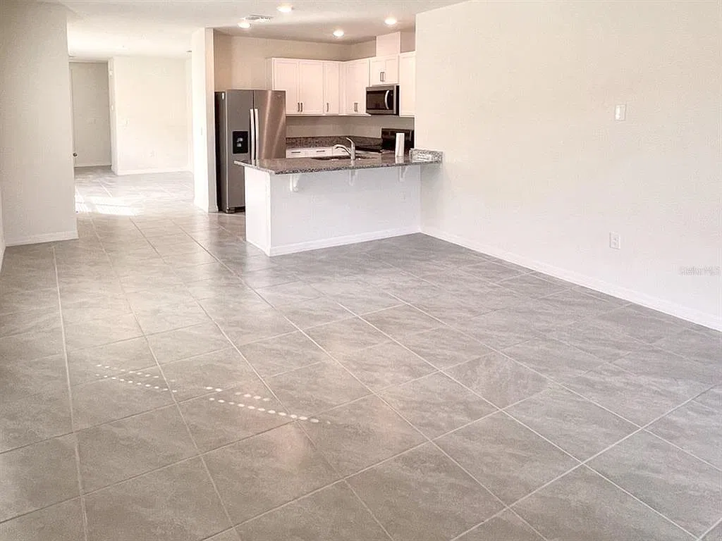 3 bed, 2.0 bath, 1516 sqft, $2,250 — Photo 2
