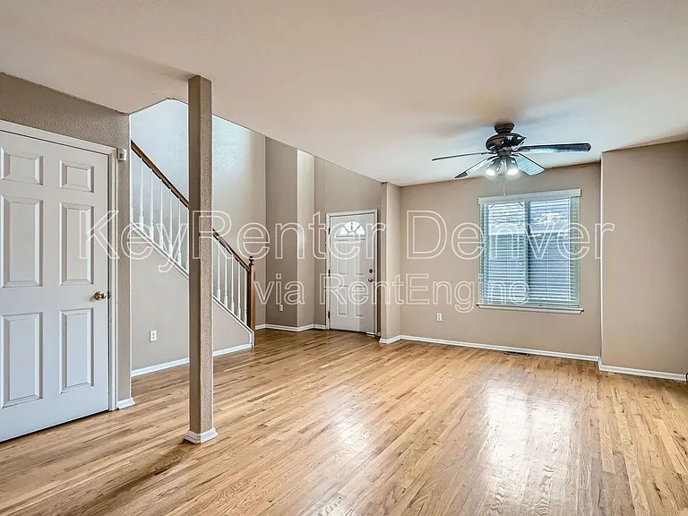 2256 S Dexter St — Photo 2