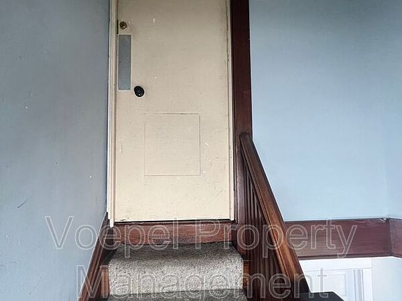 4th image of 4529 Wyoming St #2