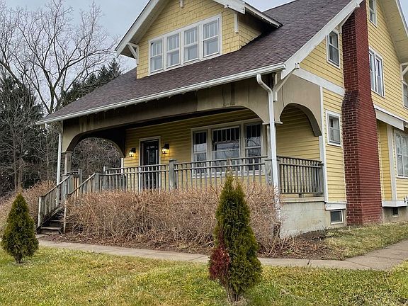 2nd image of 2852 Waters Rd