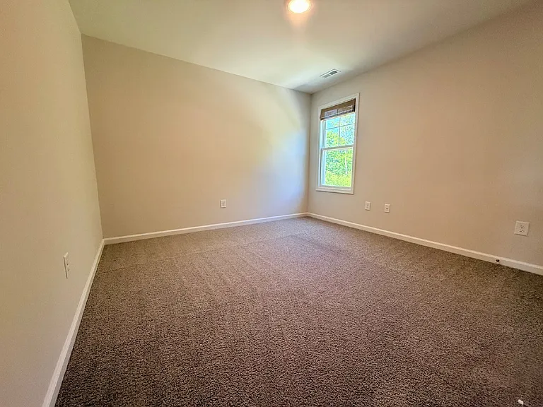 203 Williford Dr — Photo 14
