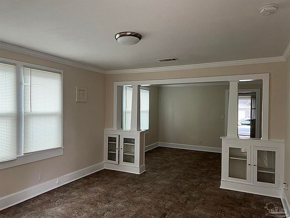 2nd image of 803 N East St