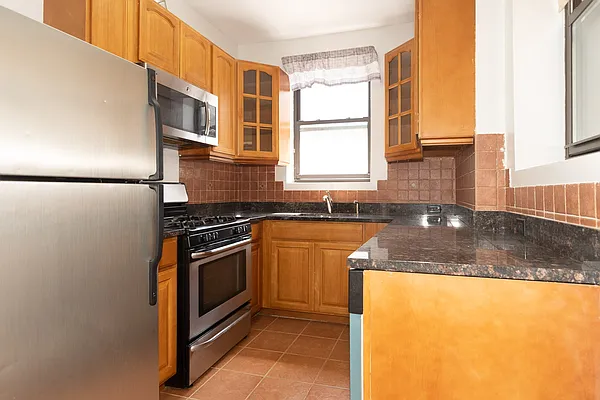 Rented by Corcoran | media 15