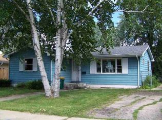 1124 Townsend St, Sycamore, IL 60178