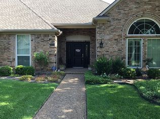 6919 Hickory Creek Ln, Dallas, TX 75252