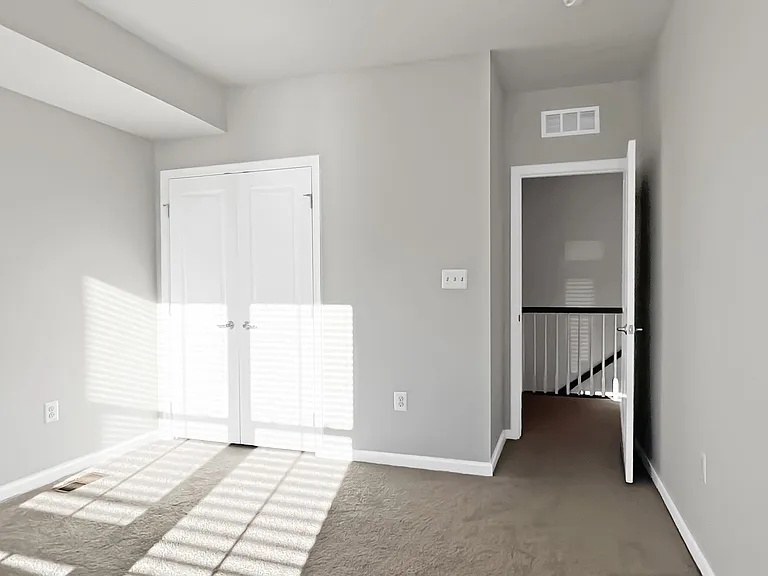 3201 Tribune Ct — Photo 11
