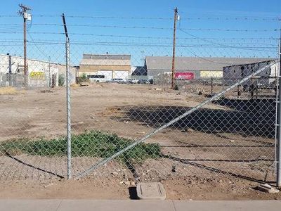 366 W Orange Ave, El Centro, CA, 92243