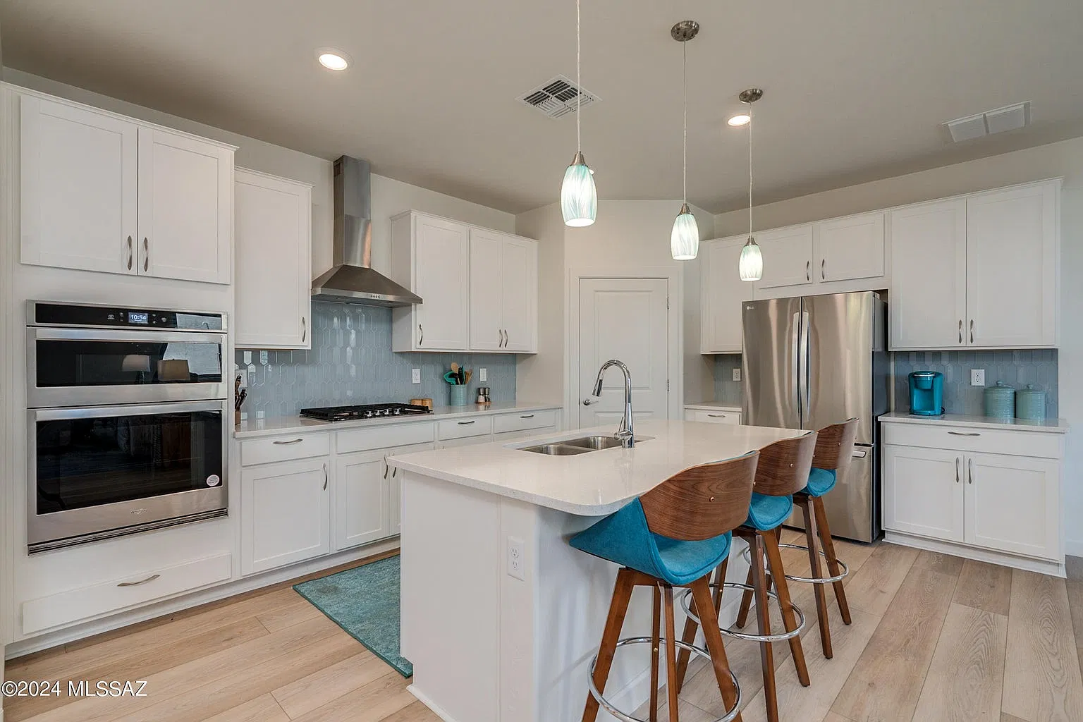 3 bed, 1740 sqft, $2,500 — Photo 3