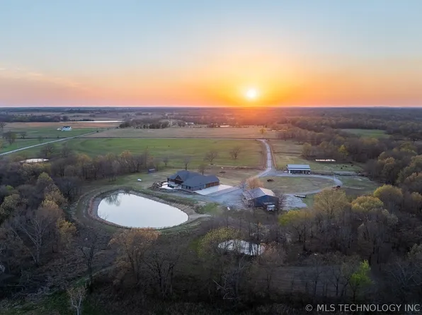 5132 S 194th St W, Boynton, OK 74422