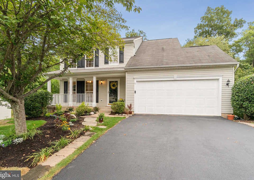 1st image of 3709 Carlyle Ct